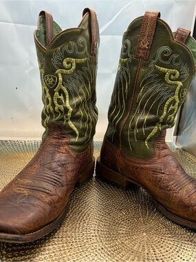Ariat men 10 Mestano lime cowboy boots